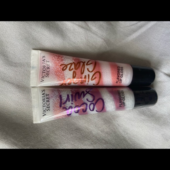 Makeup - Picture 2 of 12